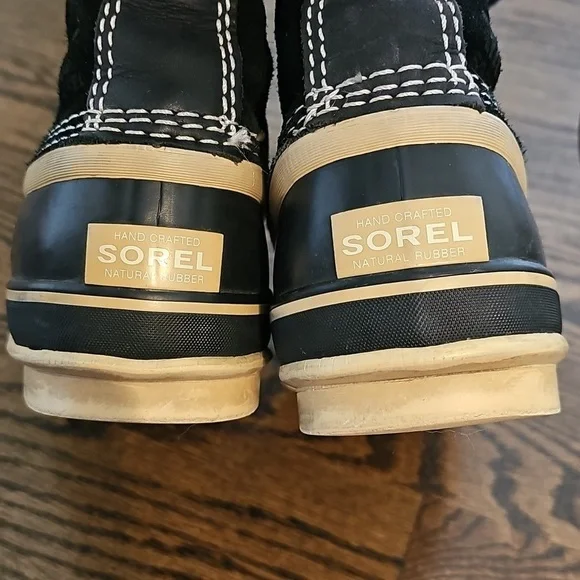 Sorel Joan Of Arctic Black Faux Fur Insulated Waterproof Winter Boots - Picture 11 of 12